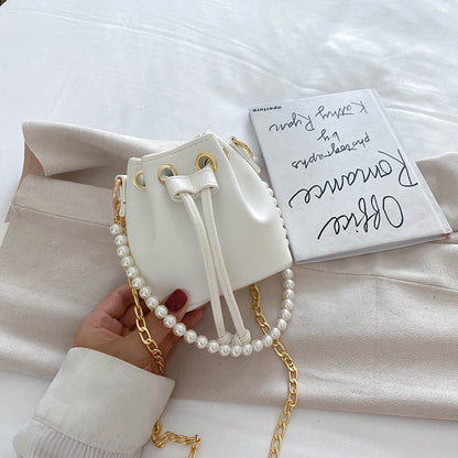 Fashion casual simple wild chain w/ pearl handbag bag