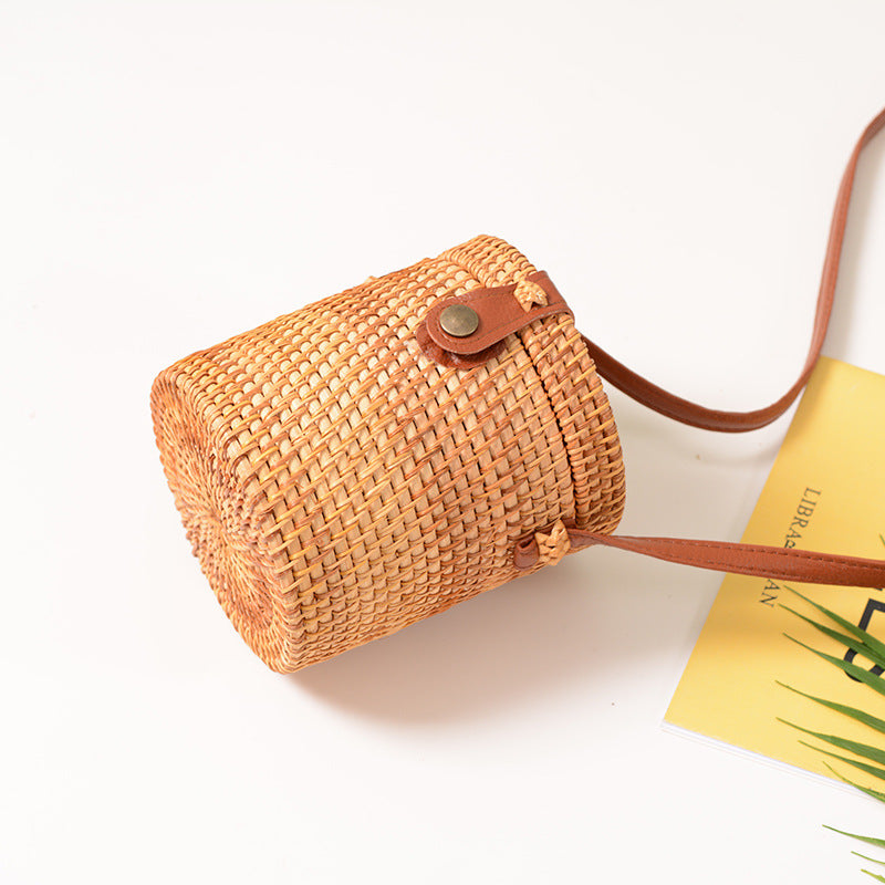 handmade rattan bucket mini bag woven with leather buckle bag